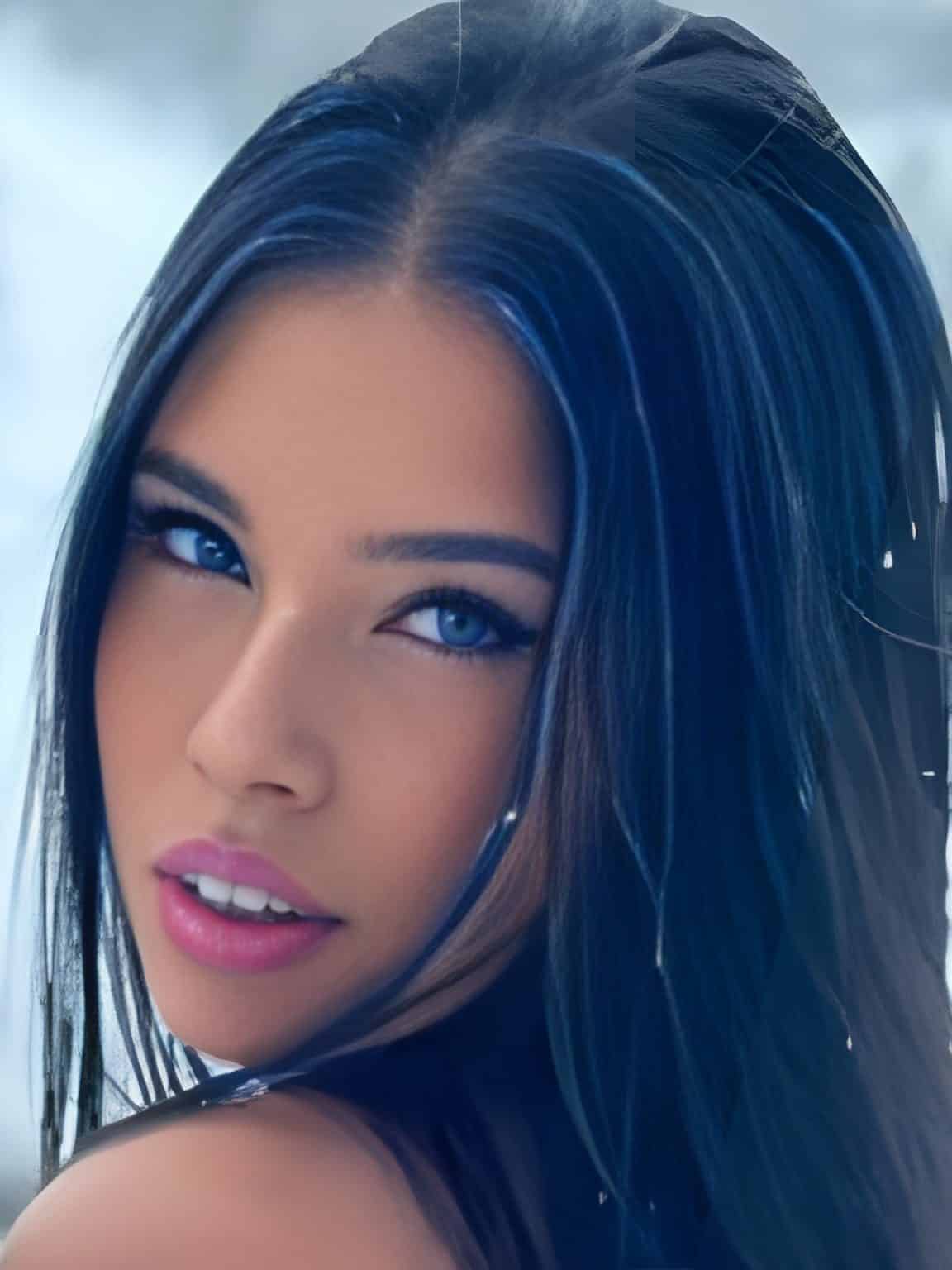 Estter Muniz (Model) Wiki, Age, Height, Videos, Photos, Net Worth and