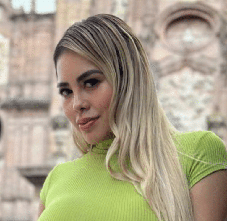 Sofia en el mundo - La Página Azul Gratis OnlyFans 💙